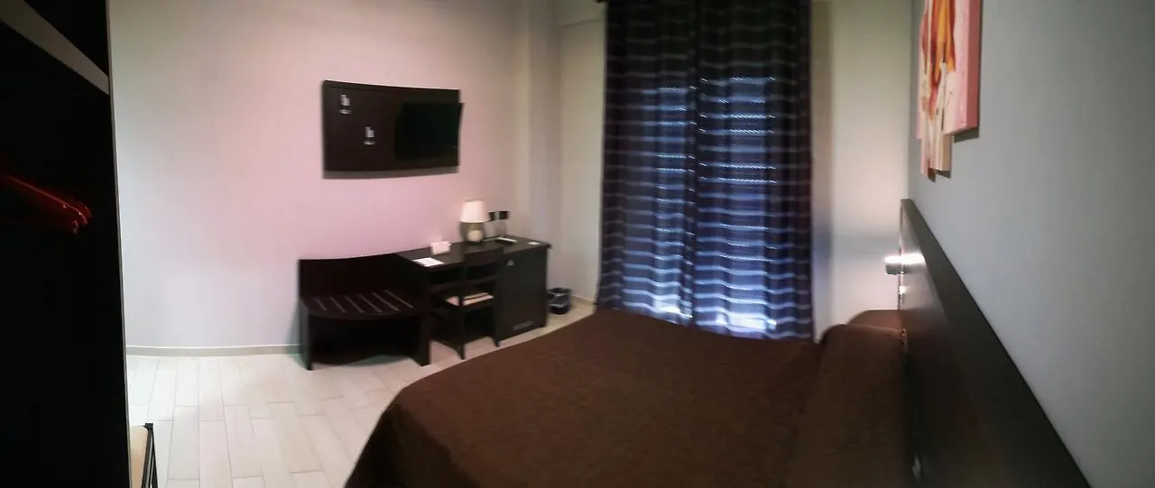*** לינה וארוחת בוקר שאקה B&B Rocca Dei Fiori איטליה