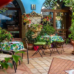 Frühstückspension La Finestra Sul Cortile